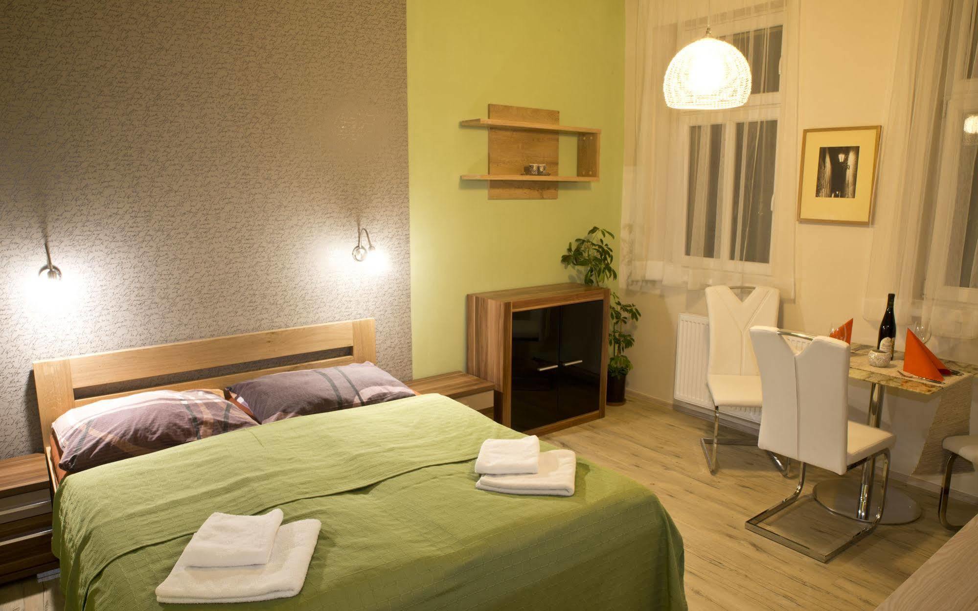 פראג Hostel Sklep מראה חיצוני תמונה